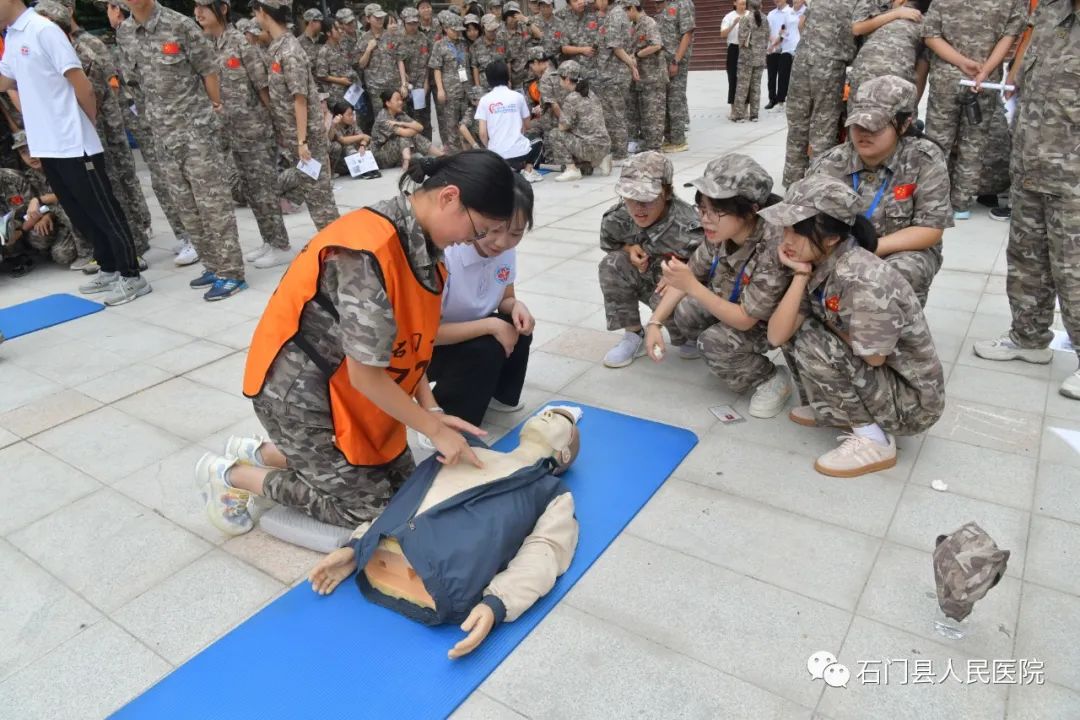 连续四年在石门一中开展的这场活动，场面依然还是这么火爆