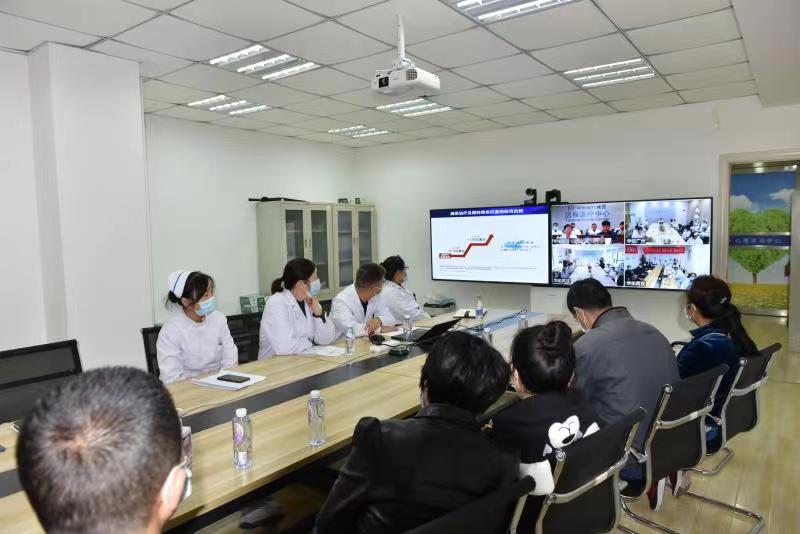 精神守护者丨华佑医疗「呵护心灵，拥抱健康」主题公益行系列活动