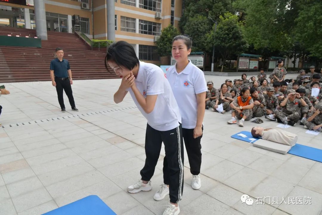 连续四年在石门一中开展的这场活动，场面依然还是这么火爆