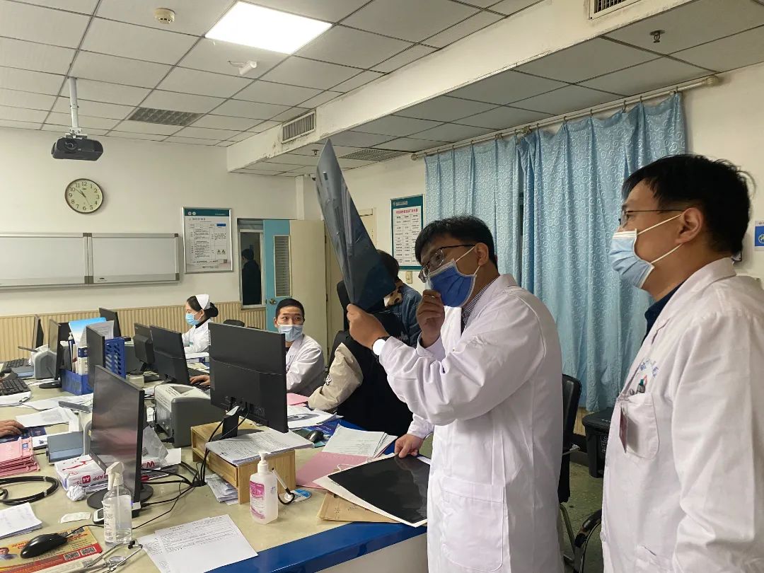 關于河南省人民醫院代掛專家號，減少患者等待就醫的時間的信息