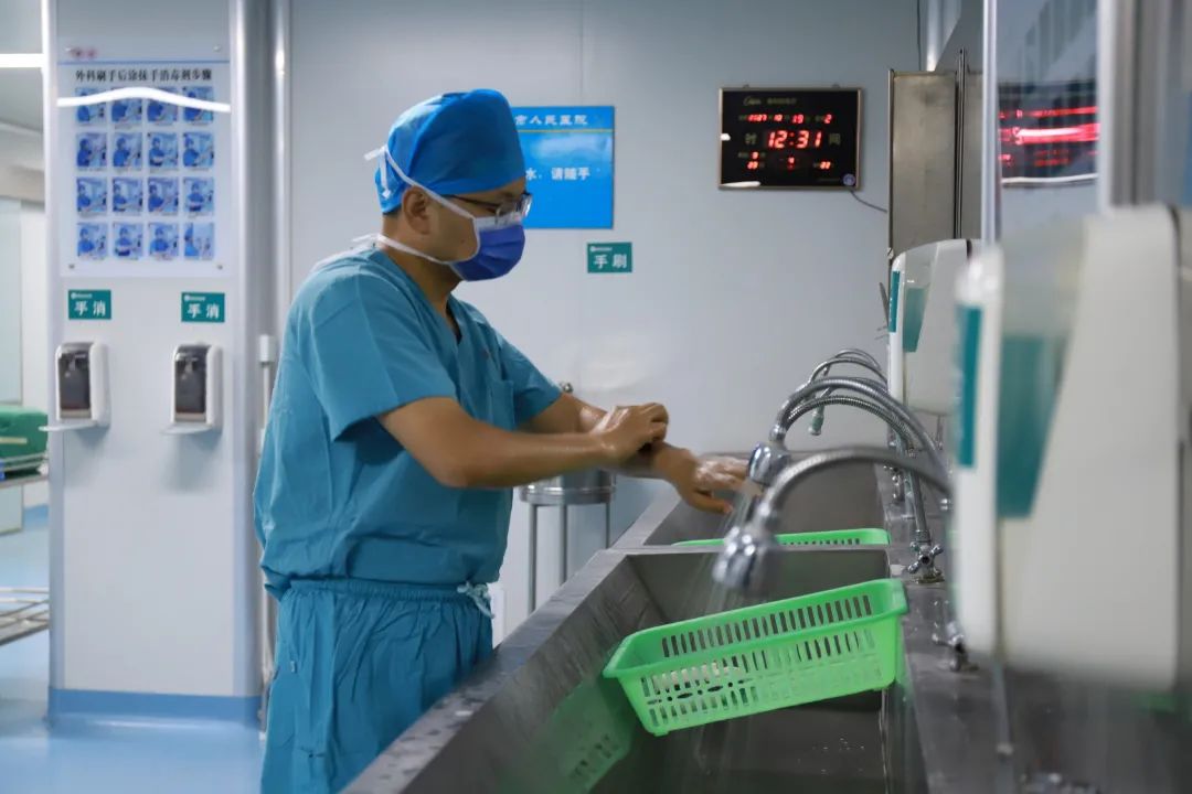 河南省人民医院肝胆胰腺外科专家定期莅临登封市人民医院