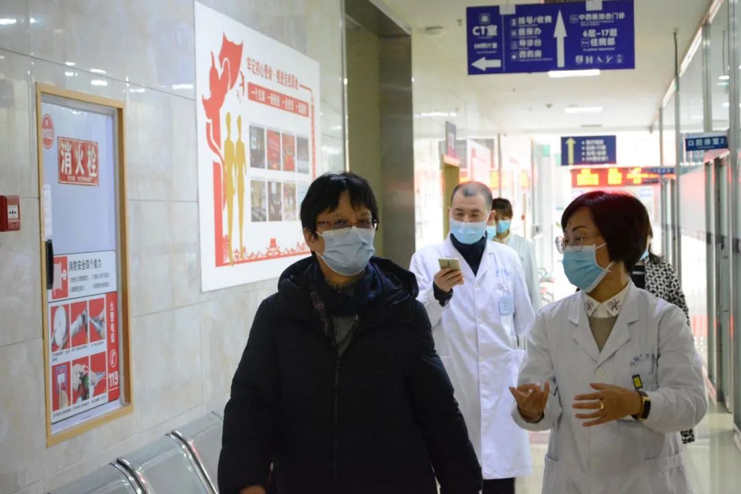 成都誉美医院与德阳科贸职业学院签订护理学院实习基地协议