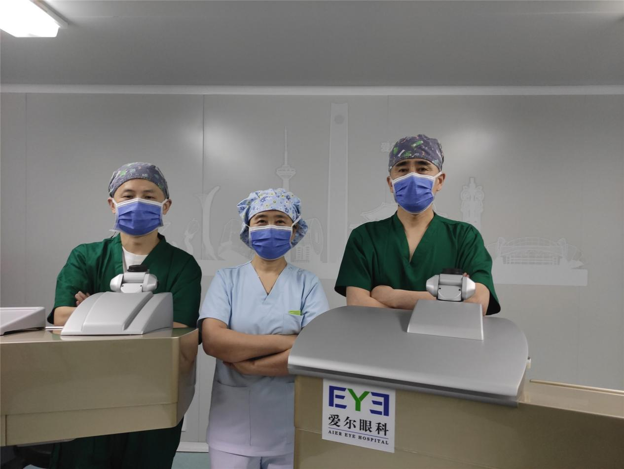 近视手术进入全 AI 智能个性化定制时代!国内首台 Golden Eye(黄金眼)极速激光设备落户沈阳爱尔