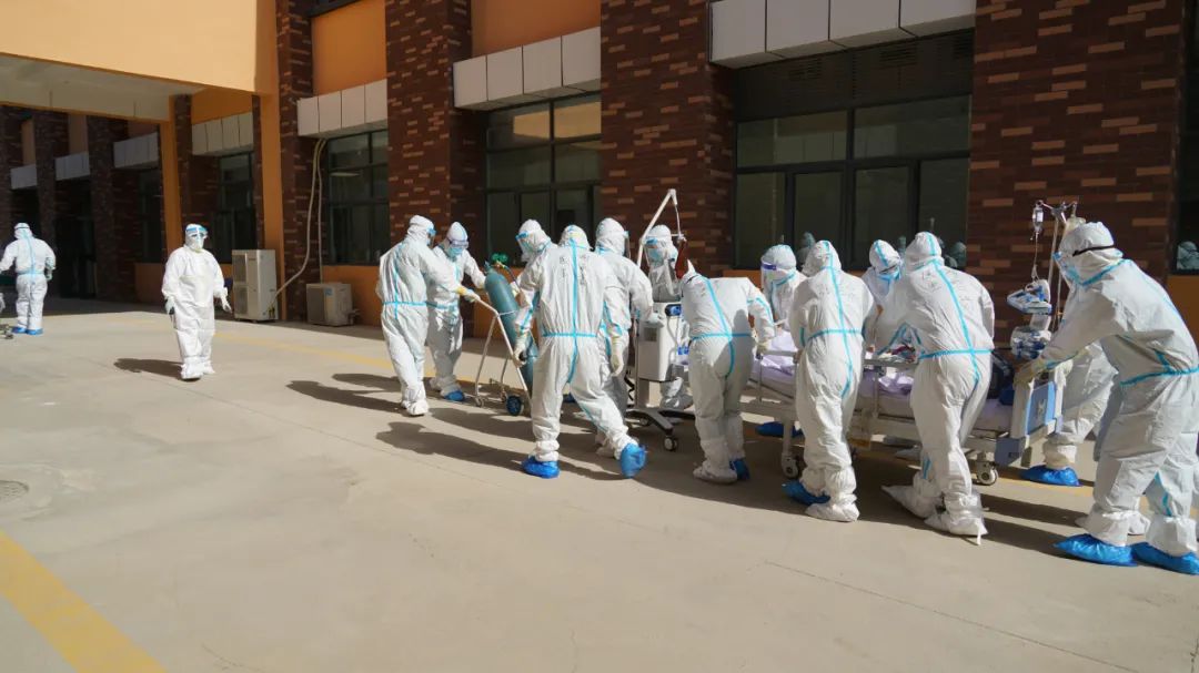 喀什地区第一人民医院荣获「自治区第八次民族团结进步模范集体」称号