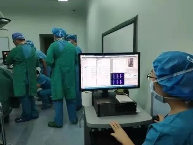 腮腺「鼓包」别害怕 术中「神探」来护驾