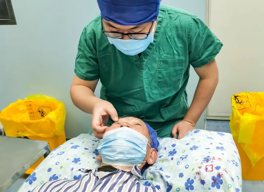 光明驱云雾，处处见青山——浙江省眼科医院杭州院区浙西光明行活动正式开启