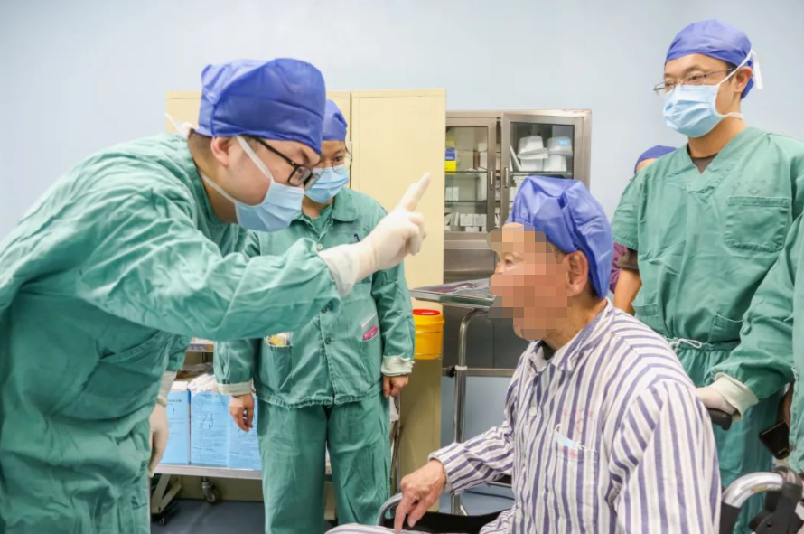 光明驱云雾，处处见青山——浙江省眼科医院杭州院区浙西光明行活动正式开启