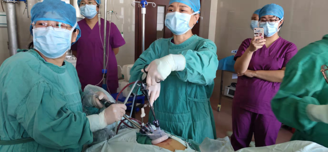 玉田县中医医院妇科独立开展首例单孔腹腔镜手术