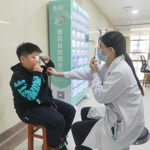 让眼性斜颈患儿回归正常生活:这个症状切勿忽视!