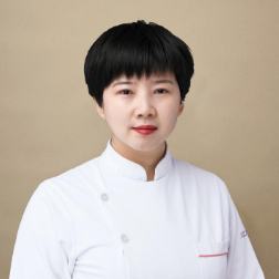 魏曼琳