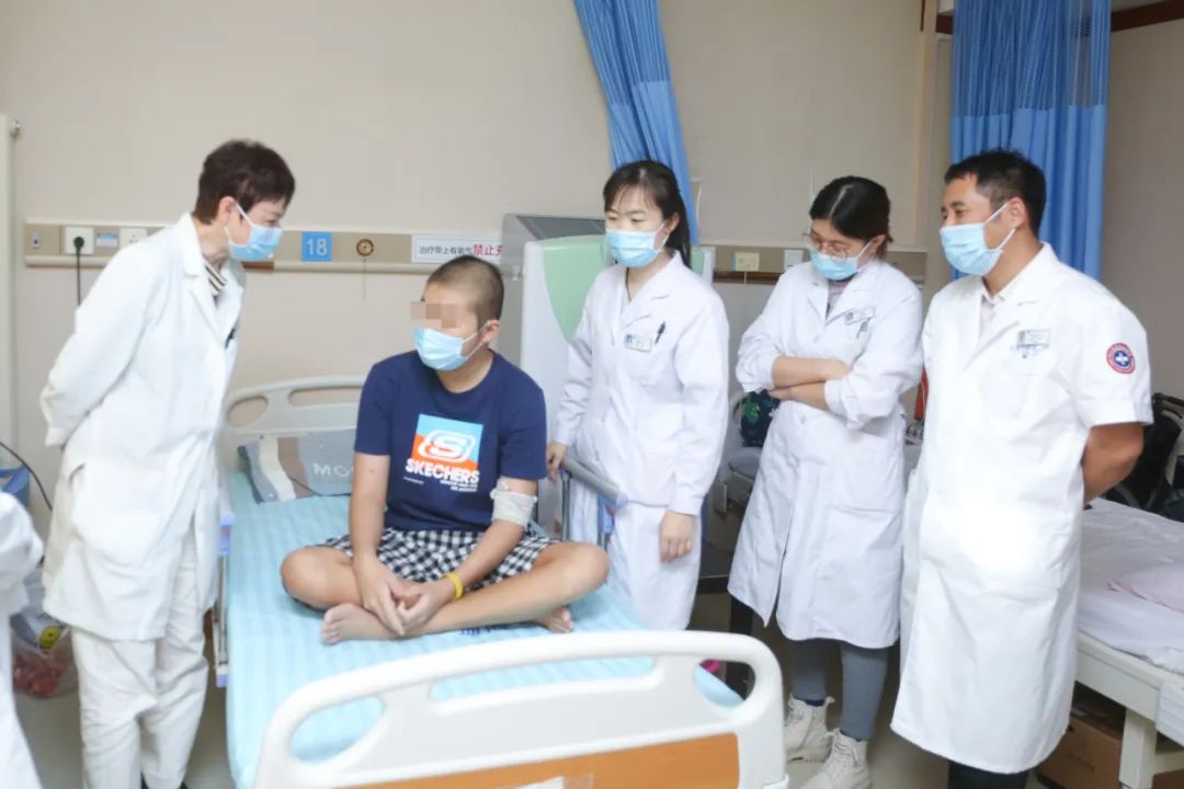 陆道培医院 CD7 CAR-T 让两位急淋T患者赢得桥接移植先机