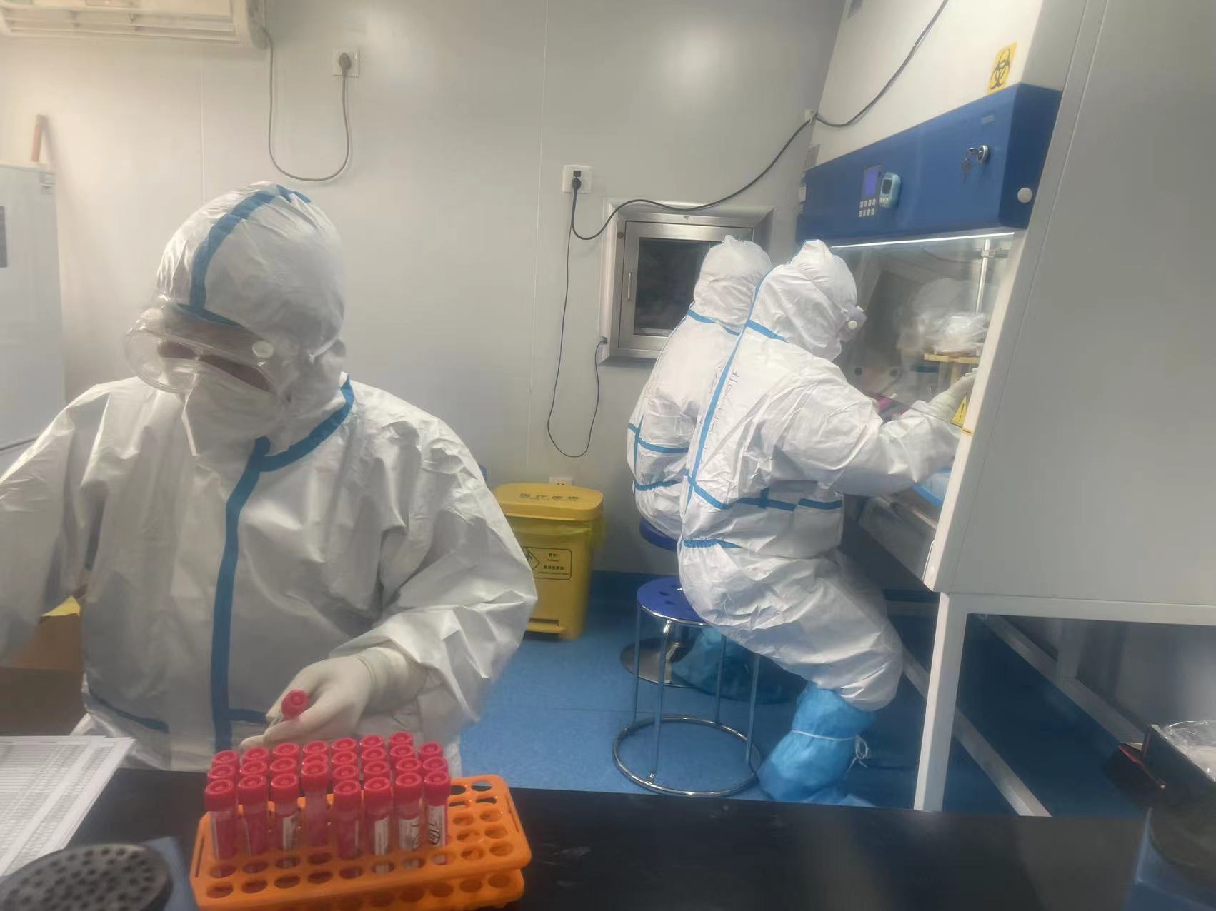 广西壮族自治区南溪山医院检验科:核酸检测报告背后的隐形战士