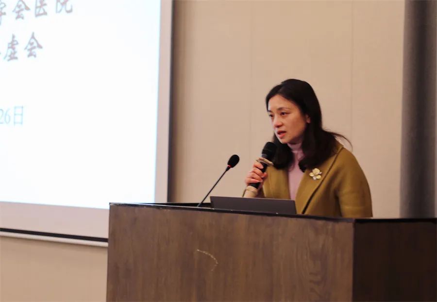 柳州市红十字会医院举办 2021 年中层干部培训班暨 2022 年务虚会