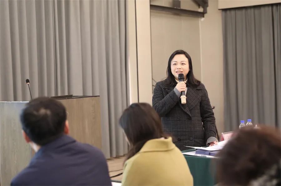 柳州市红十字会医院举办 2021 年中层干部培训班暨 2022 年务虚会