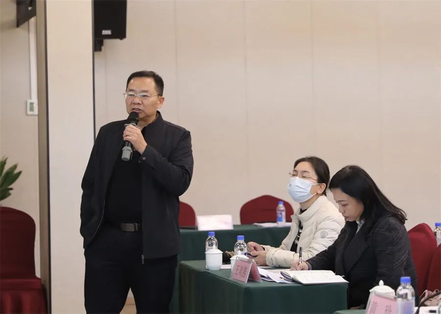 柳州市红十字会医院举办 2021 年中层干部培训班暨 2022 年务虚会