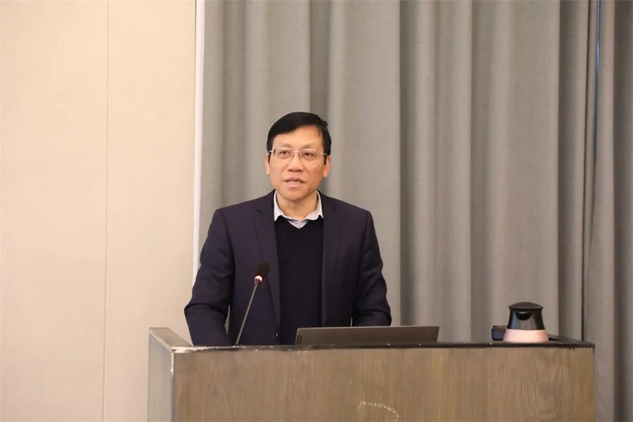 柳州市红十字会医院举办 2021 年中层干部培训班暨 2022 年务虚会