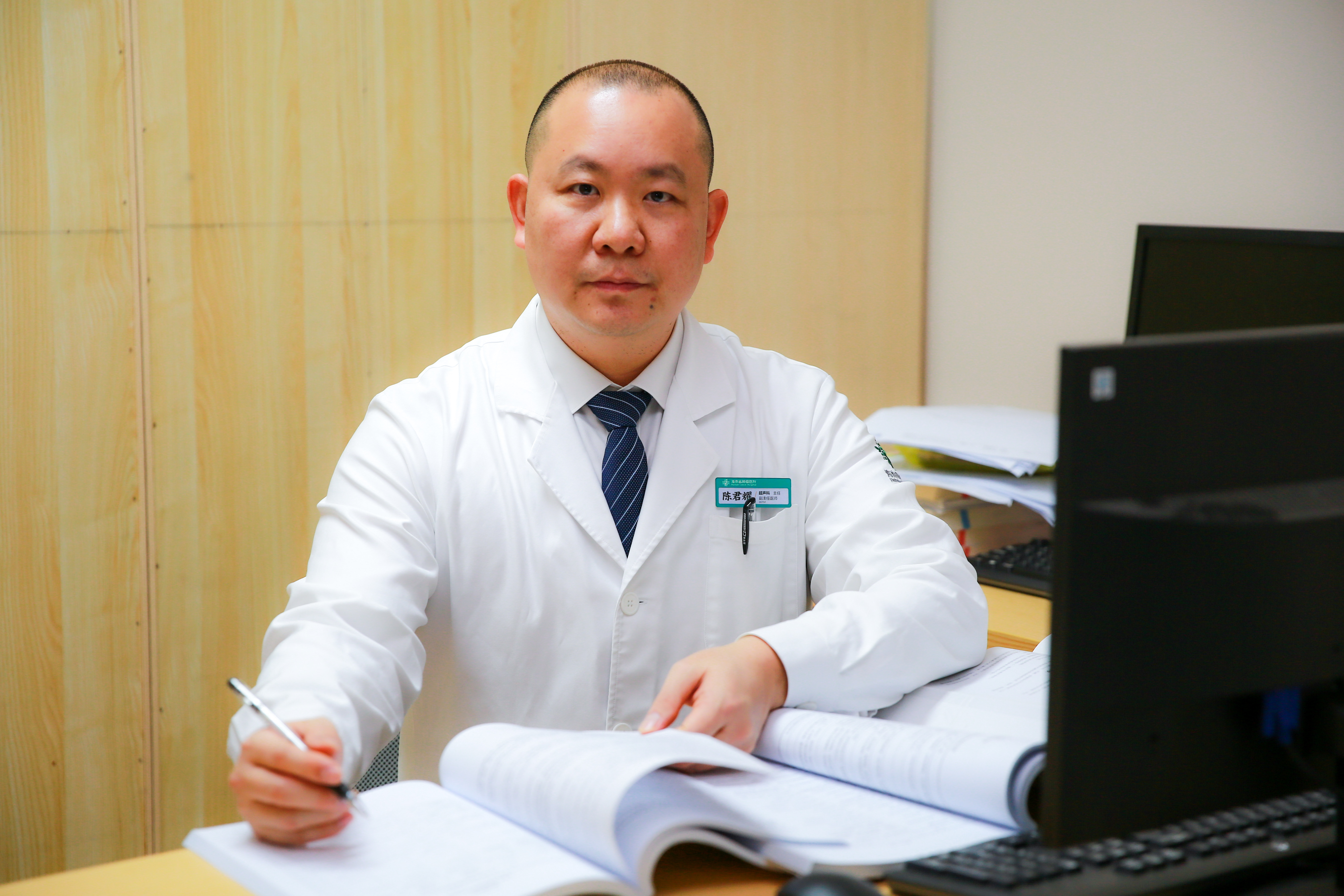 囊肿会癌变吗?——专访海南省肿瘤医院超声科主任陈君耀