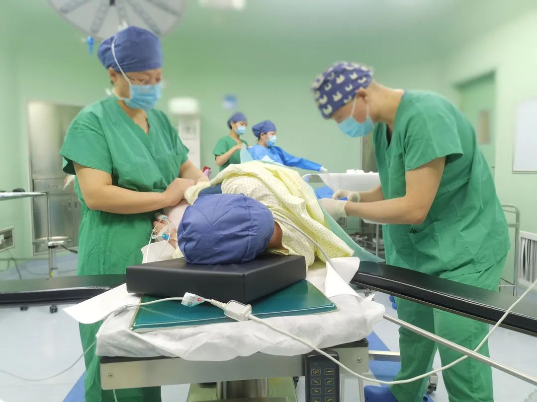 双胎、多囊、糖尿病、子痫前期重度……特需妈妈为何钟爱美中宜和？