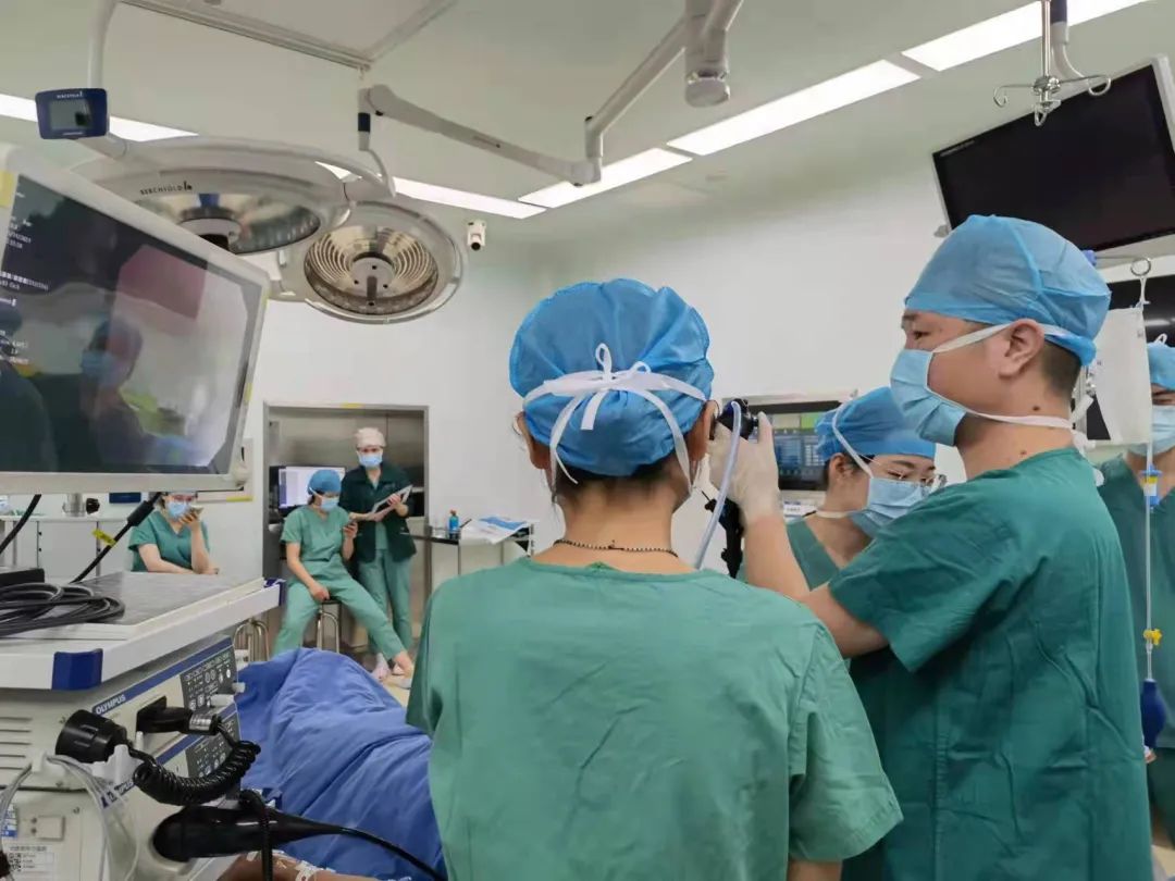 合肥京东方医院成功完成首例经电子支气管镜高频圈套新生物电切术