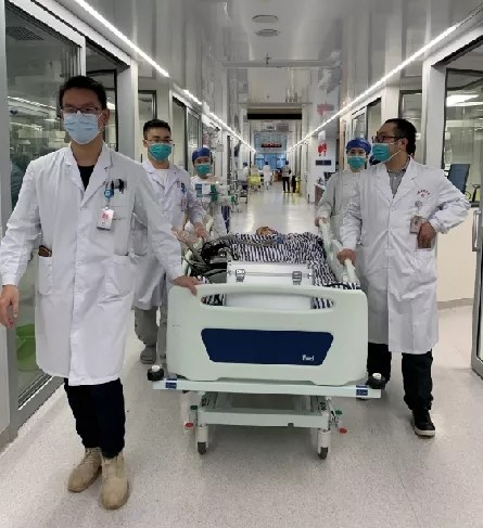 广西首例：广西壮族自治区人民医院完成一例患者带呼吸机磁共振检查