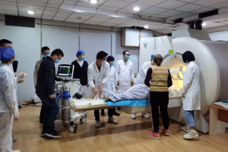 广西首例：广西壮族自治区人民医院完成一例患者带呼吸机磁共振检查
