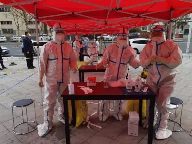 致敬寒冬里逆行的「大白」