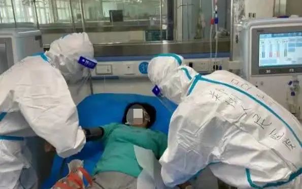 郑州人民医院：244 人次背后，是他们守护的「生命线」！