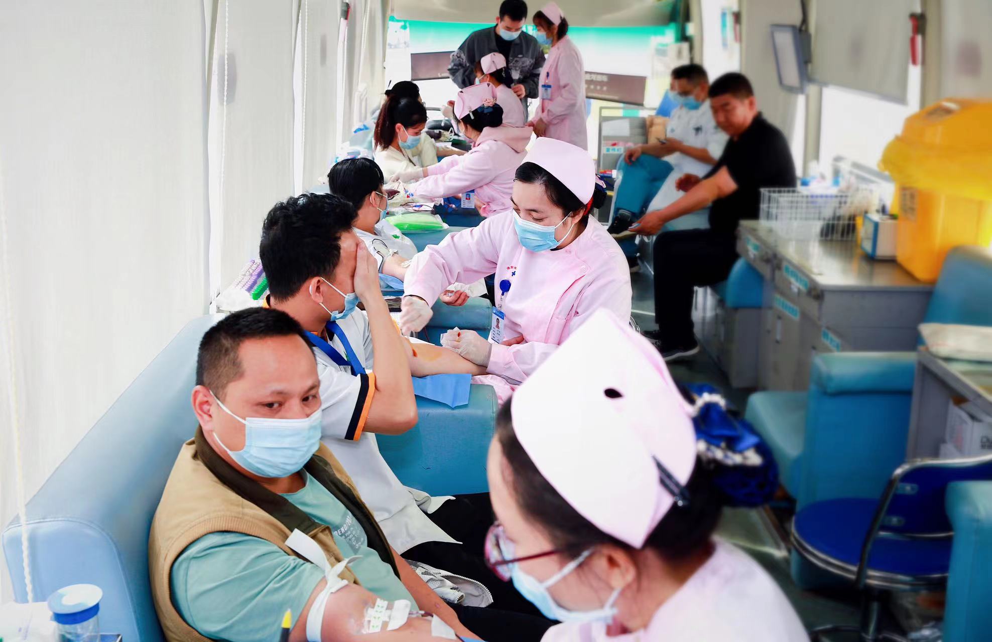 海南省肿瘤医院开展无偿献血活动