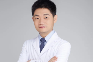 上海闸新医院血液科「男神医生」李肃到高博上海力泉医院啦！