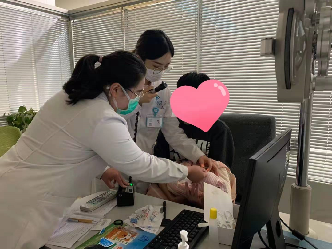 「小白」闯关记——如何战胜先天性白内障