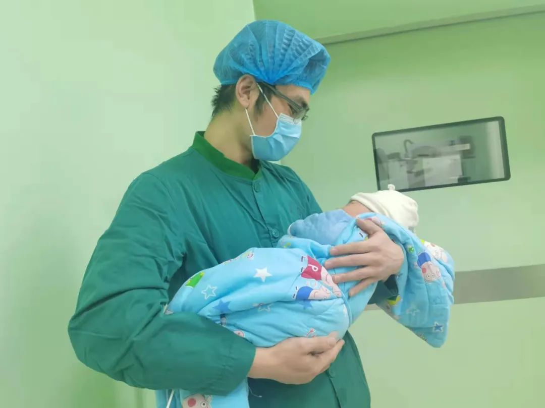 「小白」闯关记——如何战胜先天性白内障