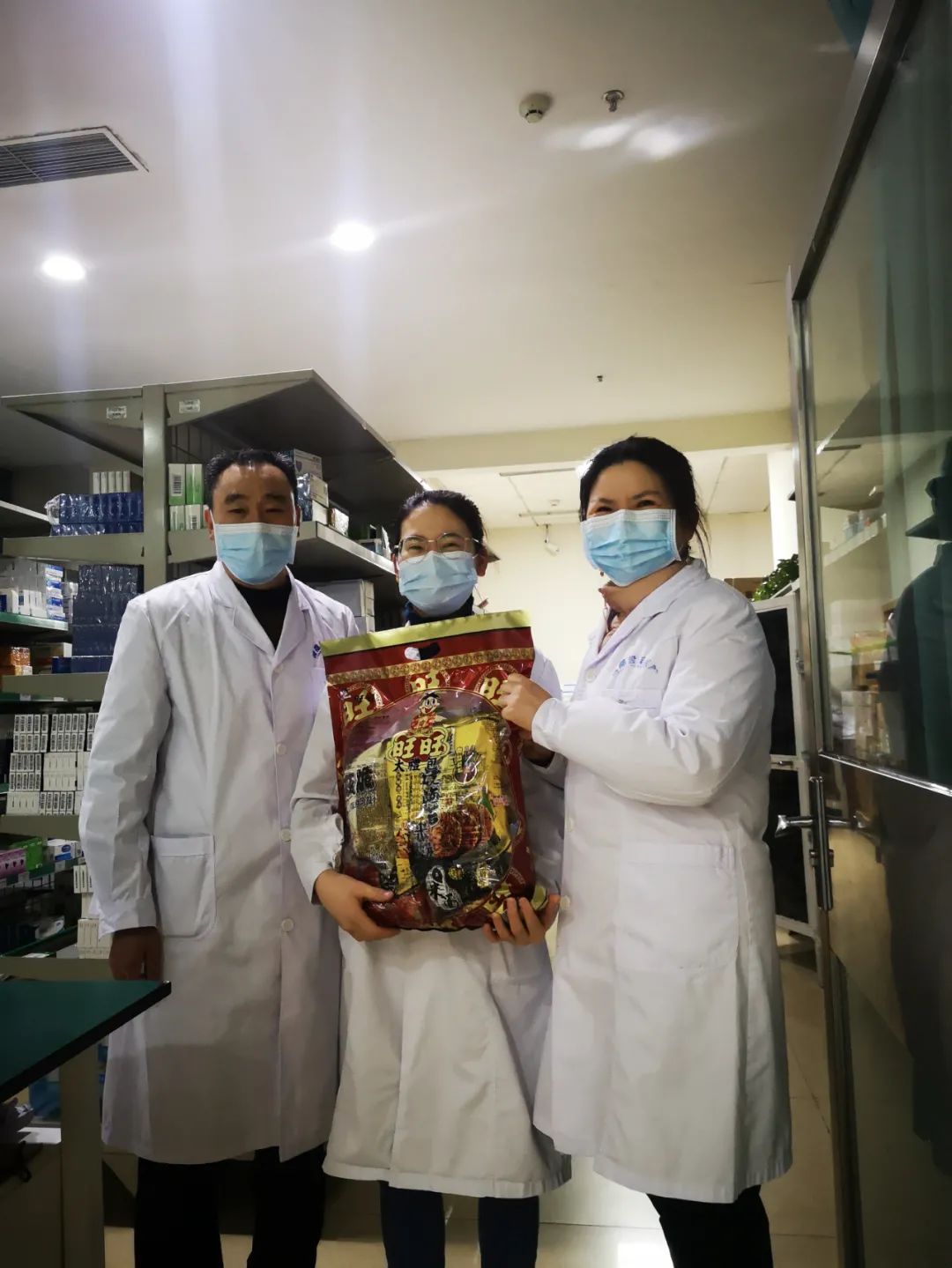 新春送关怀 | 大年初一院领导慰问坚守一线岗位的值班人员