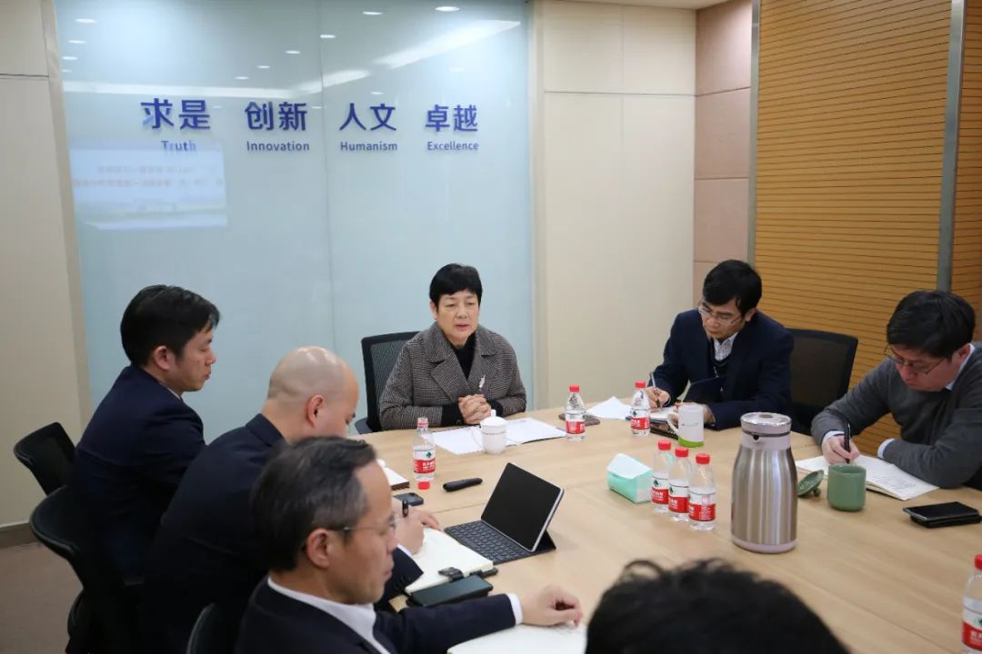 以锐虎下山之劲筑国际一流医学中心金名片——浙江大学「一带一路」国际医学院(筹)院长黄荷凤院士一席谈