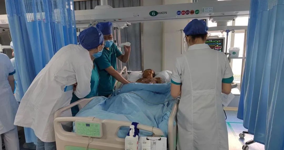 肝不「动」了,人工肝助肝癌「小黄人」获新生