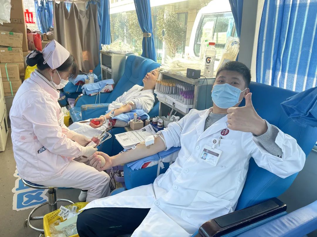 云南省阜外心血管病医院医务人员无偿献血 47500 毫升