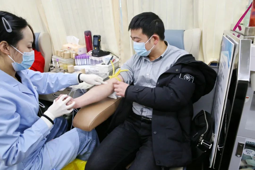 用爱为生命加油常 德市第四人民医院开展无偿献血活动
