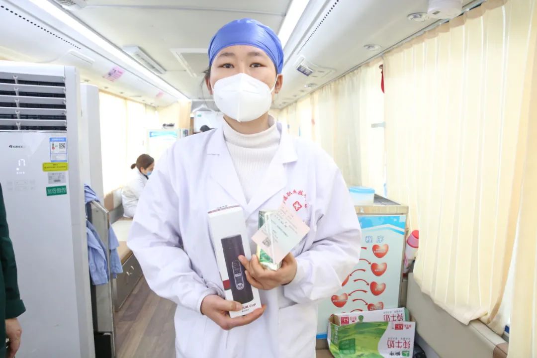 用爱为生命加油常 德市第四人民医院开展无偿献血活动
