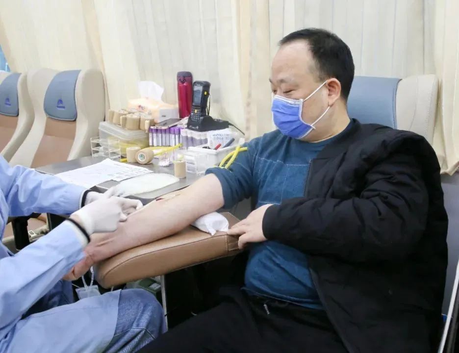 用爱为生命加油常 德市第四人民医院开展无偿献血活动