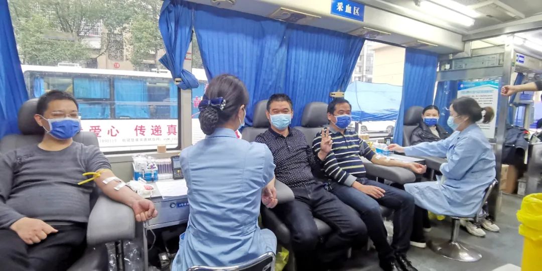 用爱为生命加油常 德市第四人民医院开展无偿献血活动