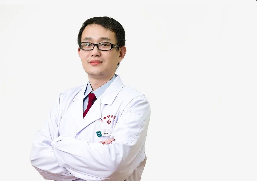 孩子这样吃饭太危险！碗打碎划伤 1 岁宝宝眼睛