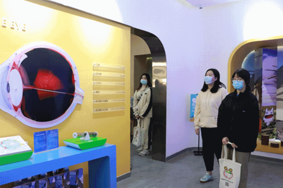 2022 年仓山区闽籍返乡学子「扬帆计划」活动打卡福州爱尔眼科医院