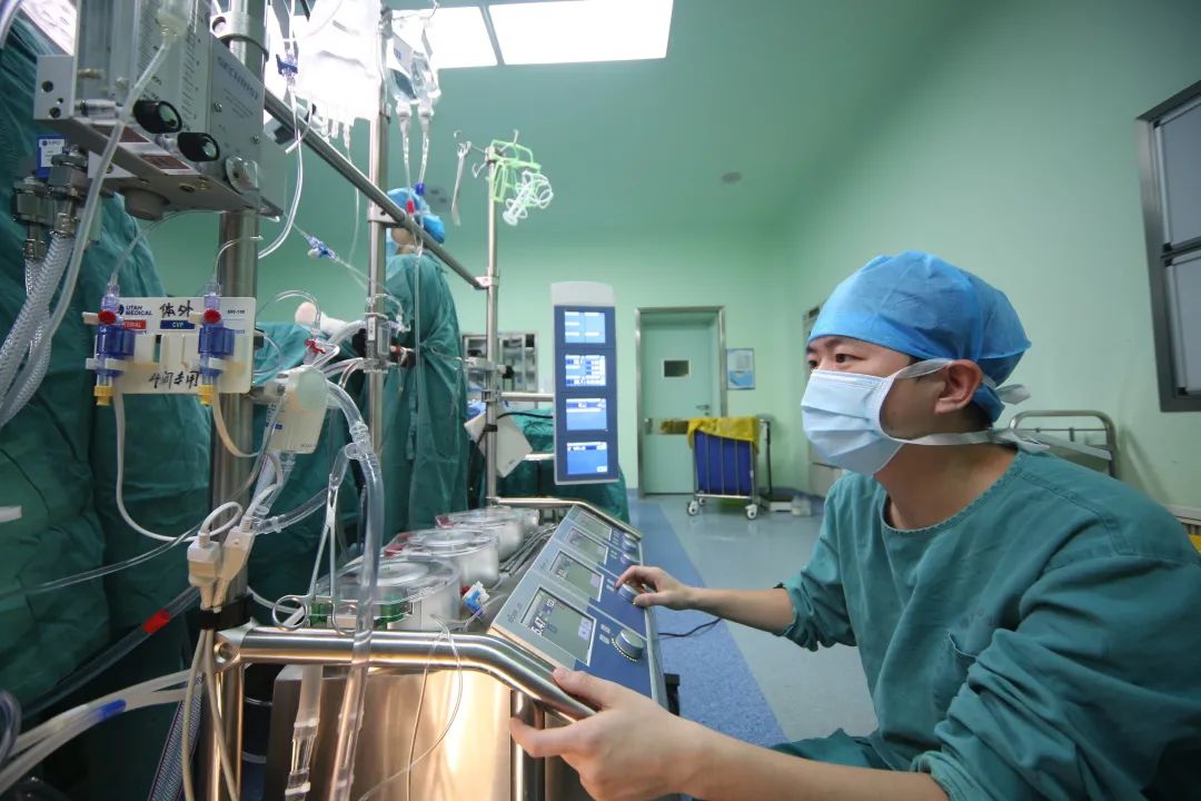 绵阳市中心医院麻醉科手术室全员在岗，积极应对节后手术「洪峰」