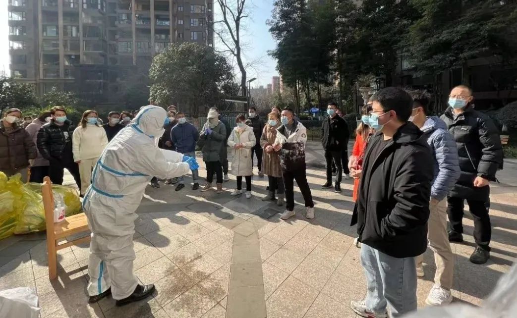 今日医墩墩已上线,请自提