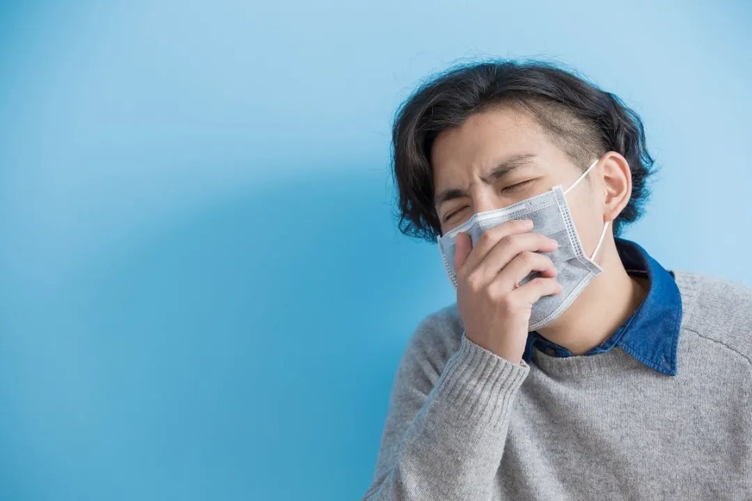 鼻塞、打喷嚏、嗓子痒……换季过敏怎么办?