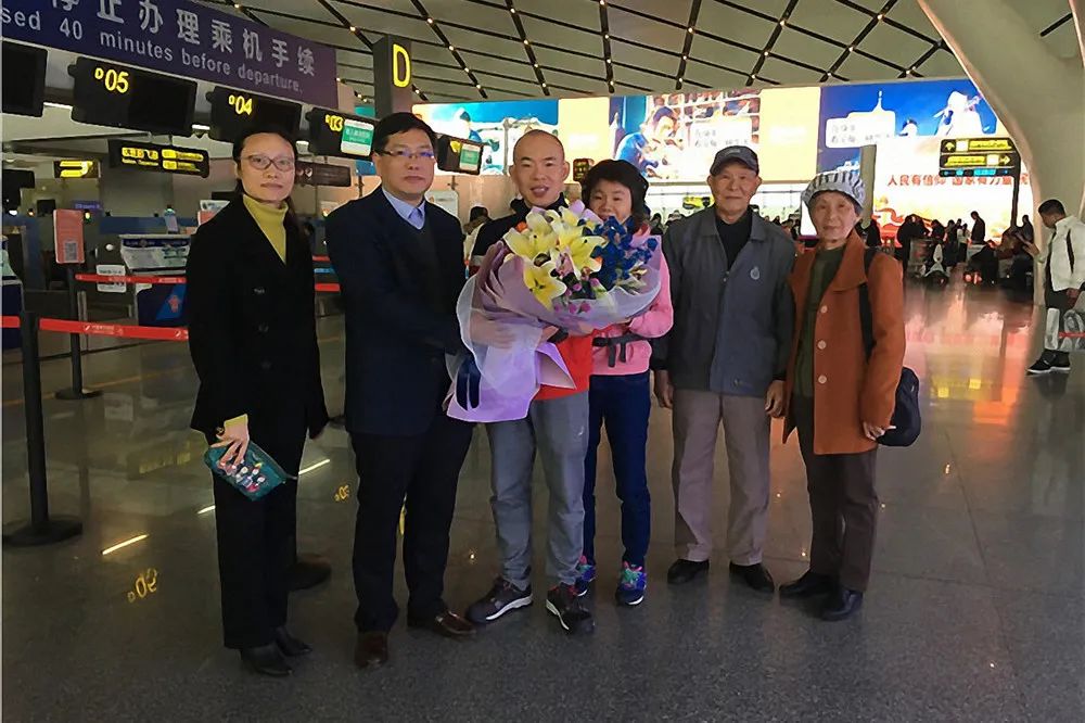 中医药香飘科摩罗——记中国第十三批援科摩罗医疗队队员、广中医一附院推拿科吴舸医生