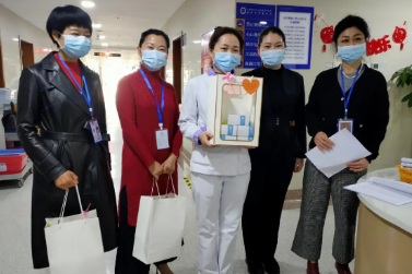 眉山市中医医院：3·8 春风十里，不及关爱予你