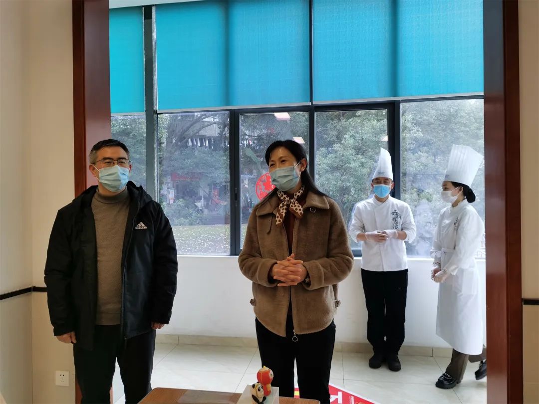 3 月妇女节到来之际，藏着她们的快乐！