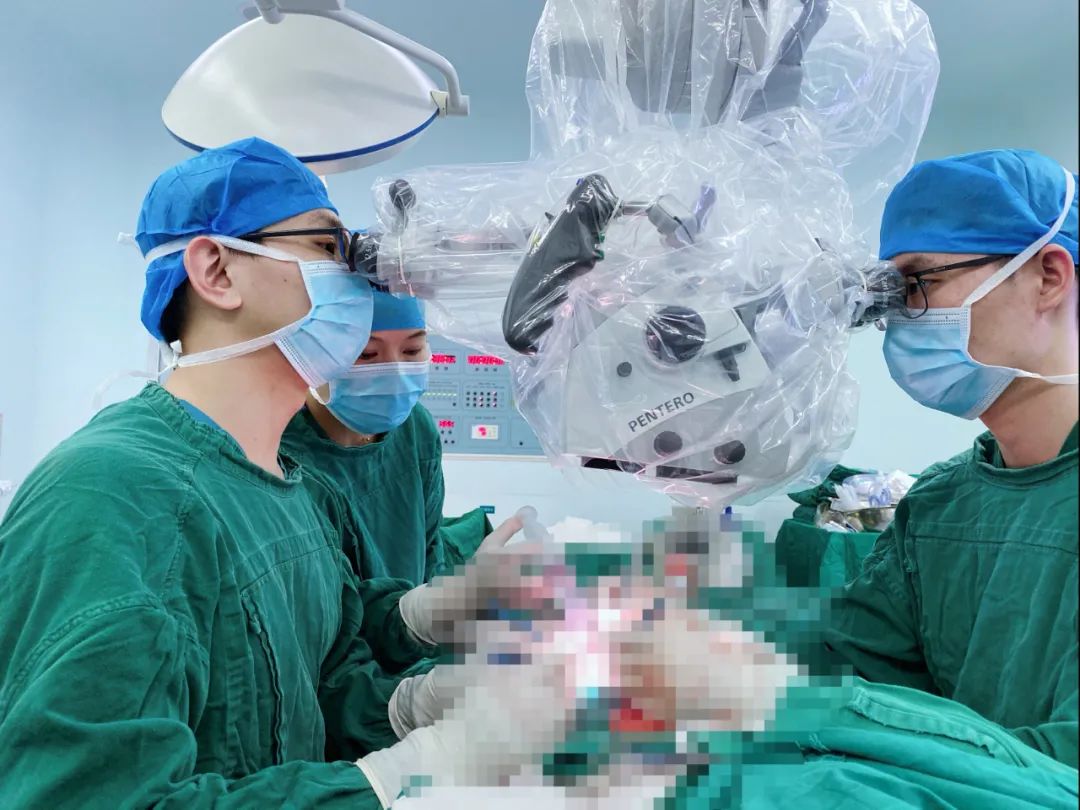 「头发丝儿」上「绣花」！河南省肿瘤医院成功开展全省首例「肢体淋巴管静脉吻合手术」