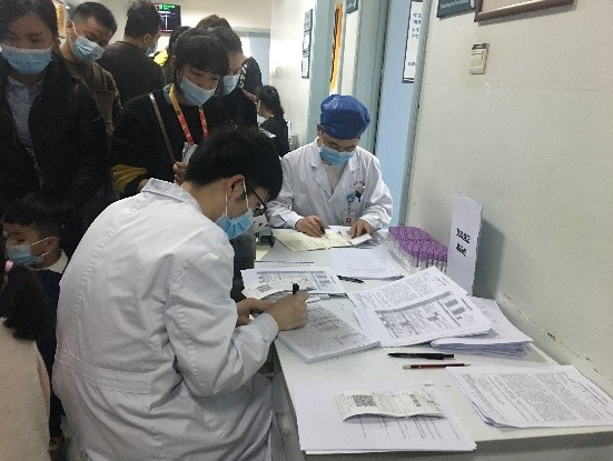 广西壮族自治区人民医院：耳鼻咽喉头颈科开展爱耳日义诊活动