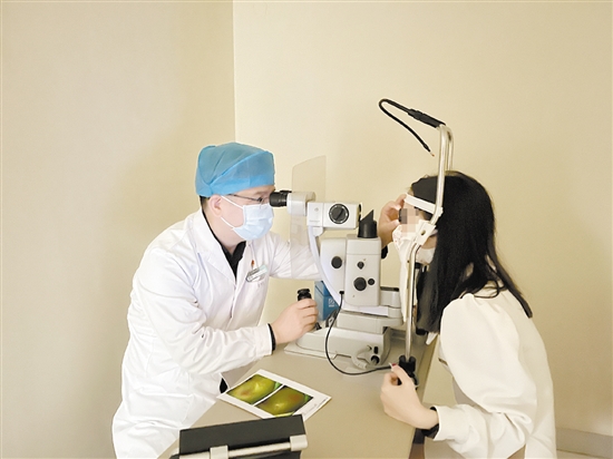 27 岁女子患「糖网」 导致视力受损！